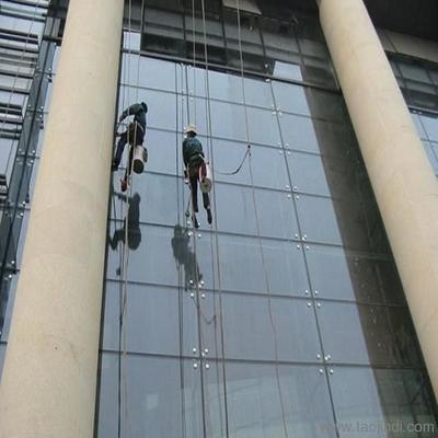 全方位物业清洁与设施维护服务，打造洁净规范的环境