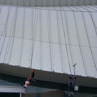 专业高效，守护城市“颜面”——长春大楼幕墙清洗施工服务全解析