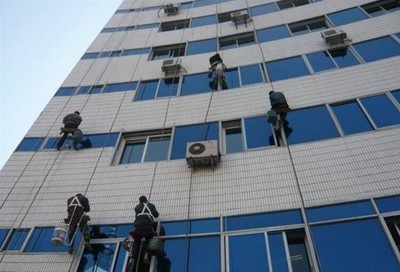 昆明宜良外墙清洗费用详解与建筑物清洁服务指南